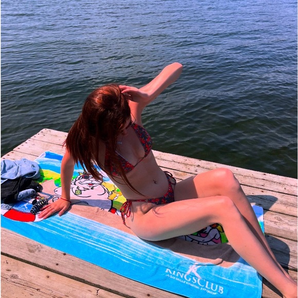 Meet your Posher, Alexis - Picture 5 of 7